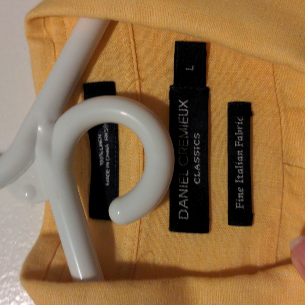 Linen button down - Picture 2 of 2